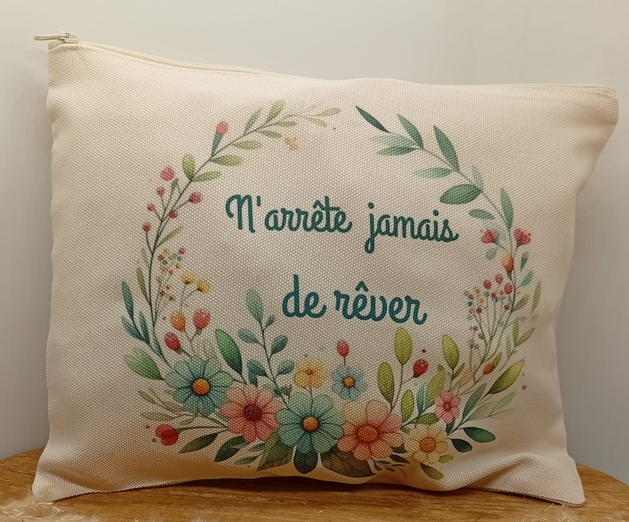 Grande pochette "N'arrête jamais de rêver"