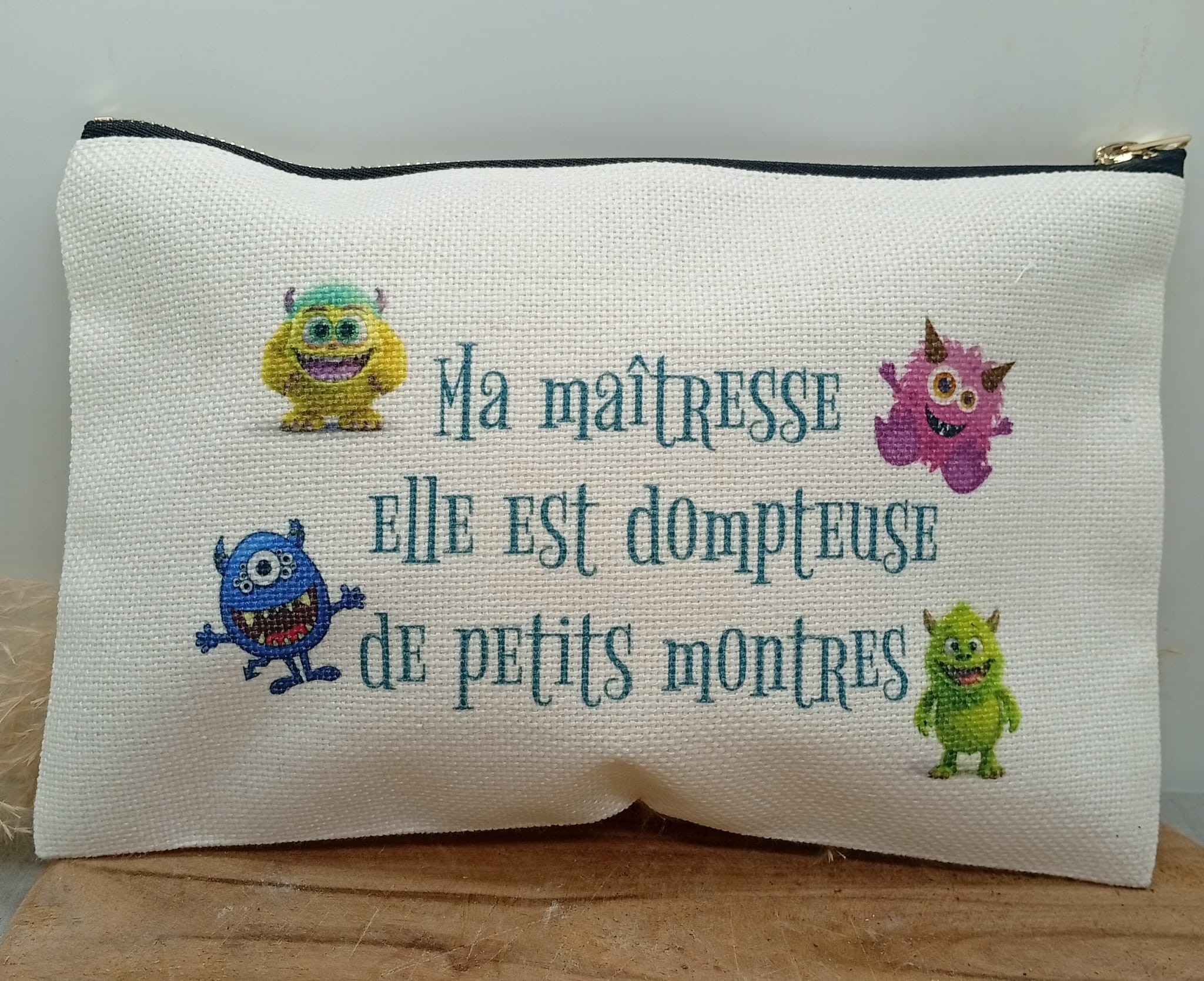 Petite pochette "Dompteuse de petits monstres"