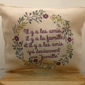 Petite pochette "Une famille d'amis"